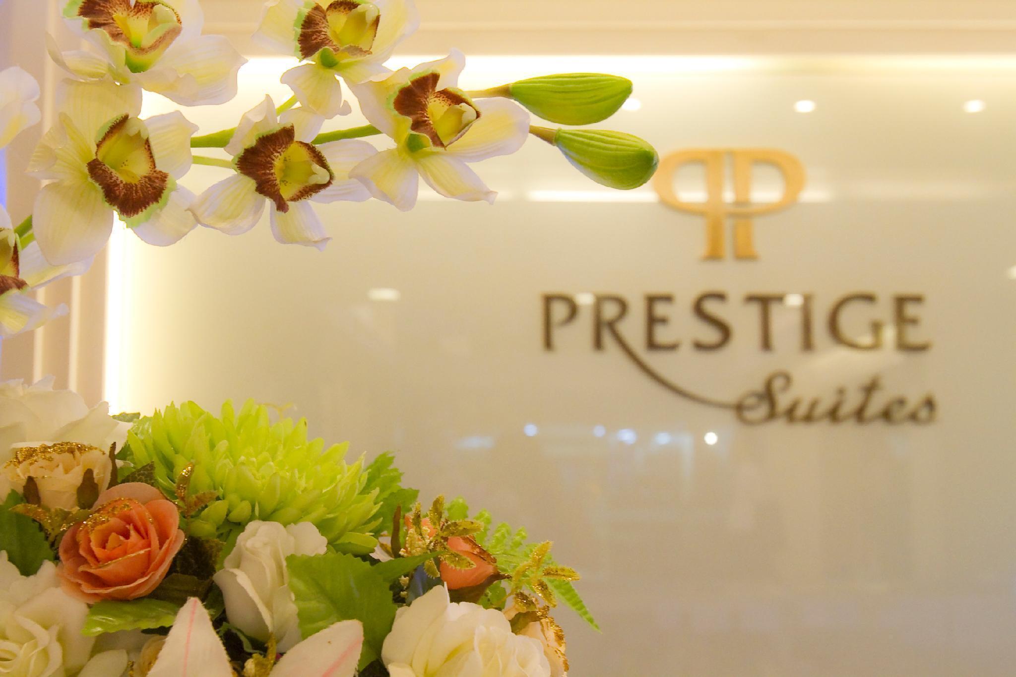 Prestige Suites Nana Bangkok Esterno foto